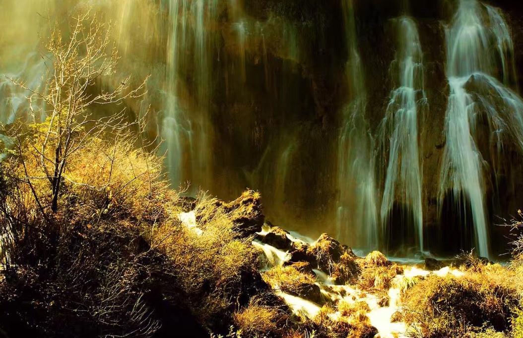 九寨溝，永恆的人間天堂！