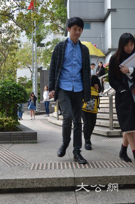 梁頌恆承認意欲跨過保安人鏈 控方指具衝擊立法會目的