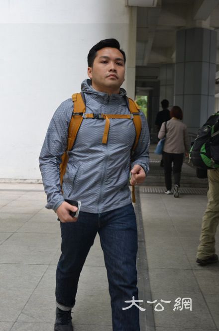 曾粗口喝斥警員 盾擊防線即被擒 被告李諾文被捕過程曝光