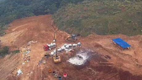 湖州死猪被埋事件将“追责”，环保不能只等“中央来人”