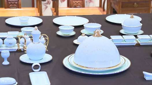 国宴主打孔府菜 华青瓷展齐鲁文化