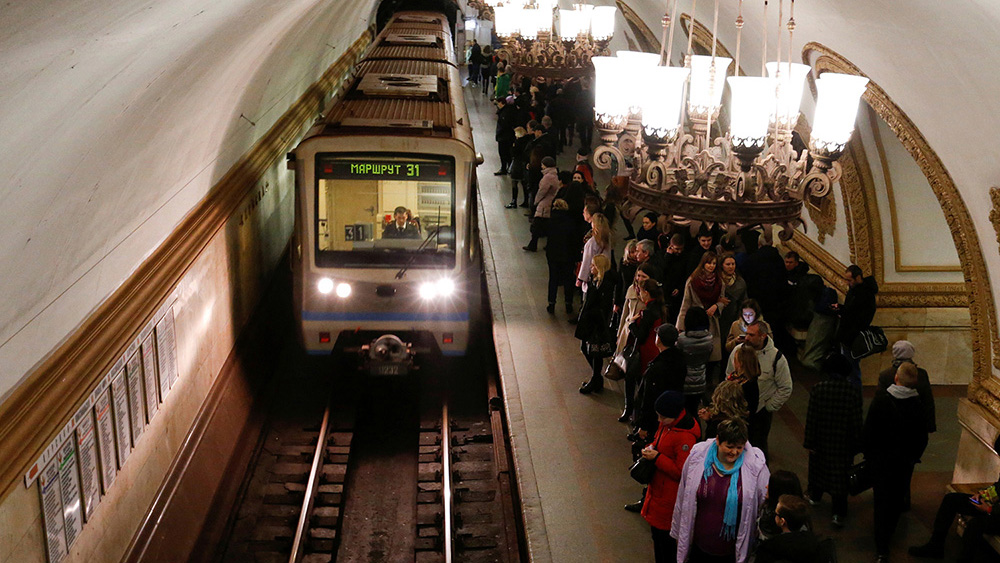 中国地铁“开”进欧洲 展示中国“独门技术”