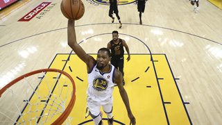 勇士靠“四巨头”挫骑士