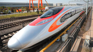 港立会三读通过“一地两检”草案 “三步走”完成