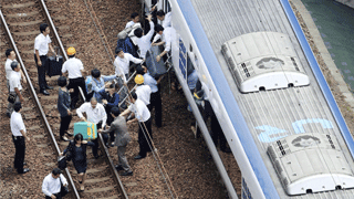 大阪震后交通渐恢复 关西国际机场复升降