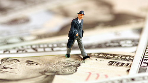 美方威胁制定征税清单 商务部：中方将采取综合措施