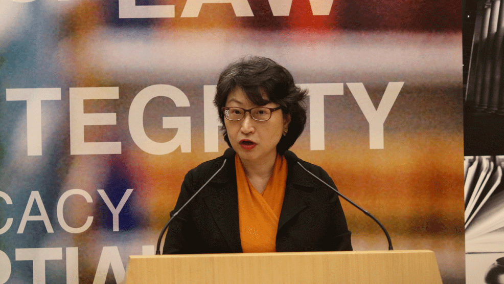 近年违法暴力事件增 郑若骅：须教育年轻人尊重法律