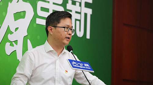 连庆锋：新能源汽车势不可挡 北汽推“擎天柱”计划建3000座换电站