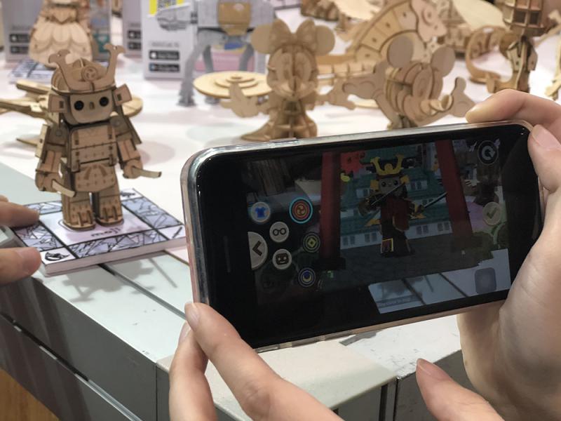 从印刷到研发机械人\大公报记者 陈惠芳