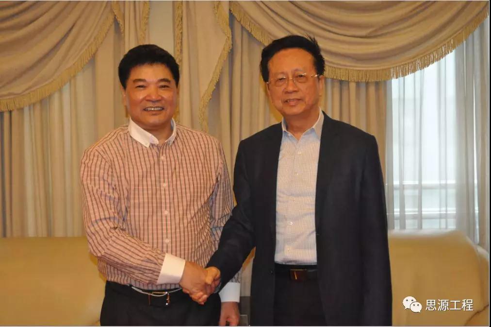 “思源工程”在重庆市开展的“思源·佑华教育移民班”扶贫效果显著