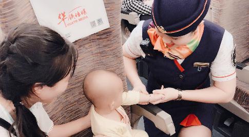 专访广深港高铁列车长：广深港高铁工作带来新鲜体验