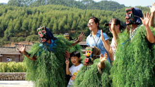 国庆假期前四天旅游收入4169亿 增8.1%