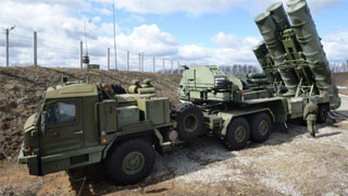 印俄签署军购协议 印度向俄采购4套S400防空导弹系统