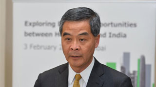 陈文敏指23条立法无需要 梁振英轰荒谬误导学生