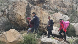 应对金沙江堰塞湖过流洪峰 云南警方协助转移逾8000人