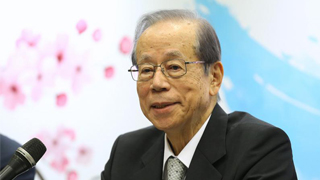 福田康夫：支撑国际秩序的欧美已现疲态 中日须承担起责任