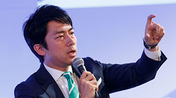 “后安倍”时代谁挑大梁?小泉进次郎最受支持