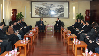 张晓明会见香港传媒高层访京团：“港独”须依法惩治