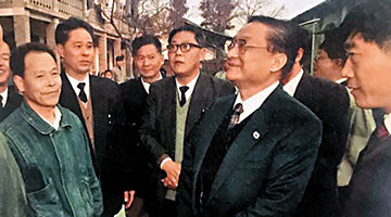 嘉兴一中：“大师兄”平易近人好仗义