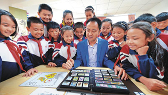 邮票承载集体记忆 方寸之间感受国家改革开放40年巨变