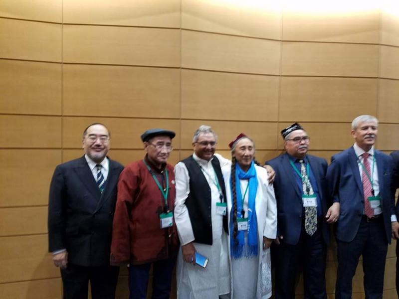 投靠反华势力“驳水” ﻿陈浩天勾日本黑帮垂死挣扎