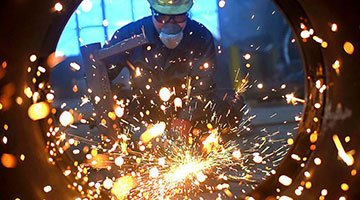 银保监：新措撑民企缓解融资难 创造“优胜劣汰”市场环境