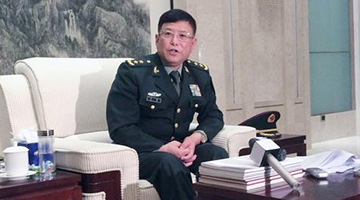 解放军中将：不希望这代人等台湾回归，再把头发等白