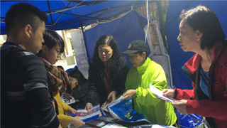 馬拉松開跑在即 跑者踴躍領取參賽包積極備戰