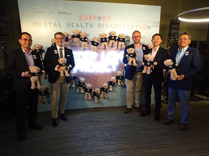 ﻿平治Vito赠新生精神康复会/邓世杰