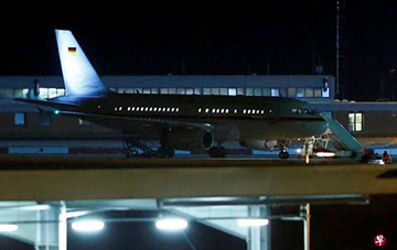 默克尔因专机故障G20迟到 德国防长：打算买架新机