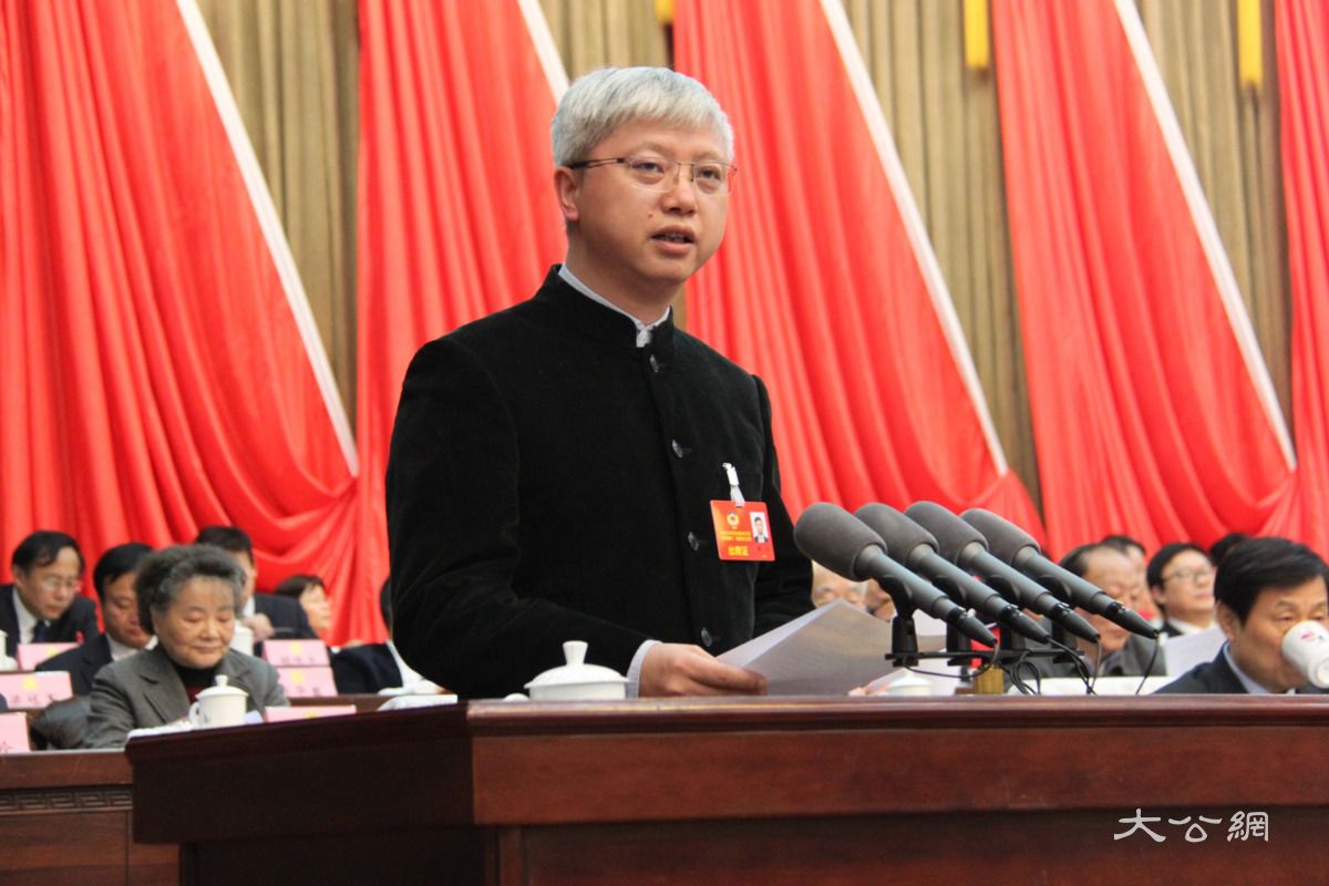 澳门委员关注民生 建议做大做强南昌夜间经济