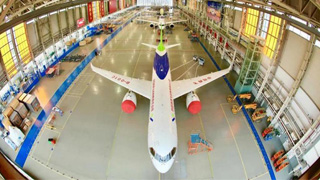 ﻿C919三机新春首同框