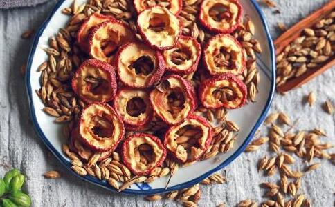 来杯清肠养生茶,甩掉“春节肥”