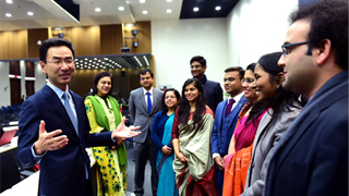 外交部：一如既往欢迎外企高管来华参访