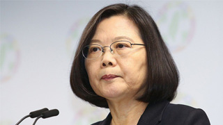 蔡英文登记民进党2020初选 将与赖清德一较高下