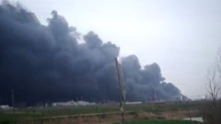 江苏盐城一化工园区内发生爆炸 现场已救出31人