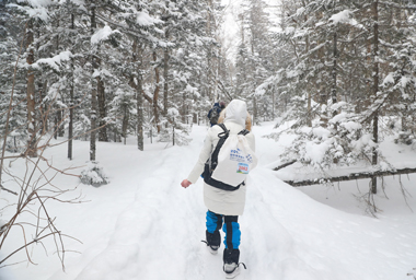 徒步穿越林海雪原 帶你領略長白山風光
