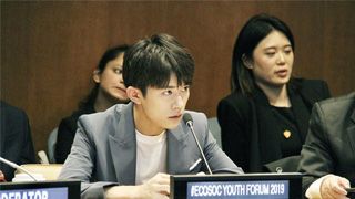 世卫组织中国健康特使易烊千玺为促进青少年健康发声