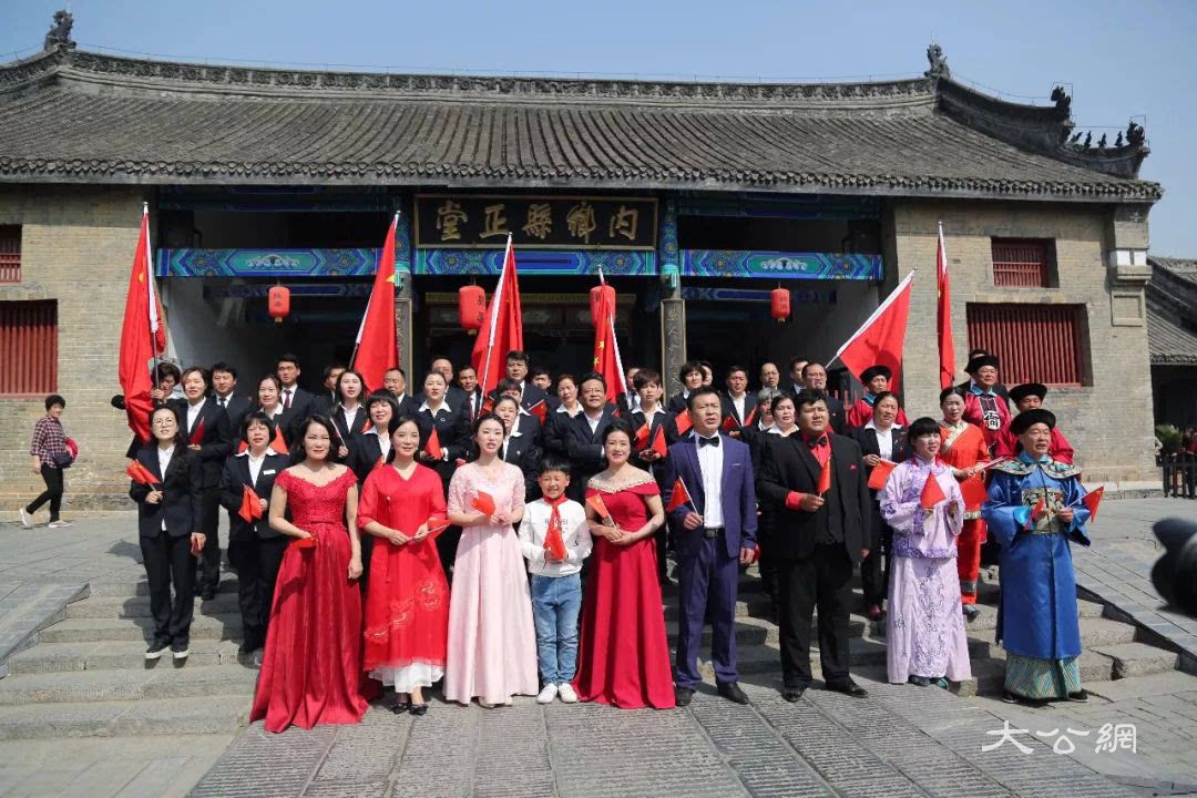 內鄉縣衙版《我和我的祖國》快閃播出