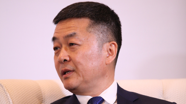 长白山管委会副主任李一扬接受大公网专访