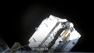 SpaceX发射首批60颗卫星 将用于建设太空互联网