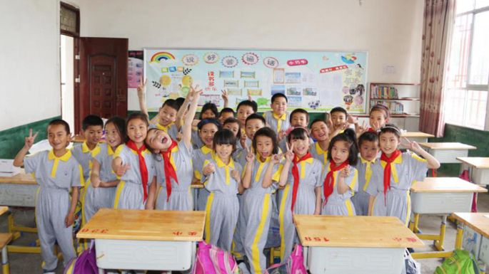 港华燃气关注教育 轻风徐来播种希望