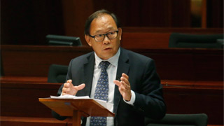 梁志祥吁各方冷静 政府领建制派与反对派坐下商谈