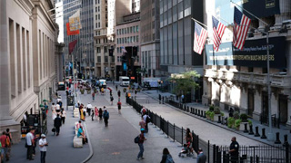 美专业人士批评新关税将威胁美国经济 可能使其“遭受重创”