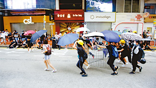 ﻿政界：大商家应发挥影响力止暴制乱