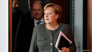 默克尔将晤英国首相 强调不接受重谈“脱欧”协议