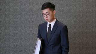 陈浩天再涉案 机场出境被O记拘捕