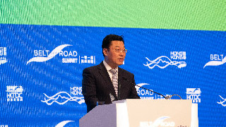 谢锋呼吁热爱香港的人们向暴力说不，对违法喊停