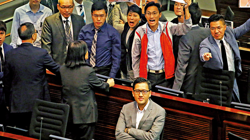 泛暴派作恶 拨款瘫市民惨