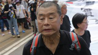 黎智英又勾美议员做骚 居港美国人斥大话精